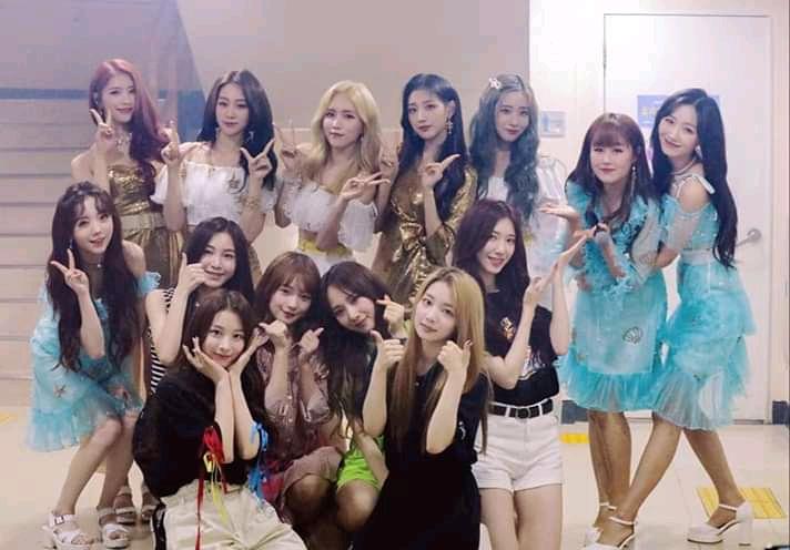 Lovelyz with Rocket Punch