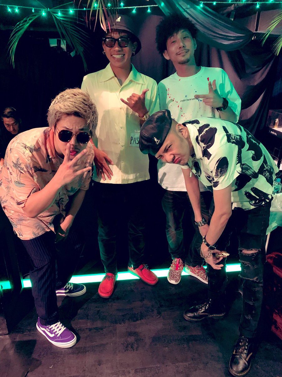 J_REXXX1986's tweet photo. THEOSAKA
ありがとうございました🌞
今回の衣装は #delito_yokohamavivre
さん!ありがとうございます!
#skinhead
#skinheads
#ukstyle
#nevatrust https://t.co/tMEz8lncQf