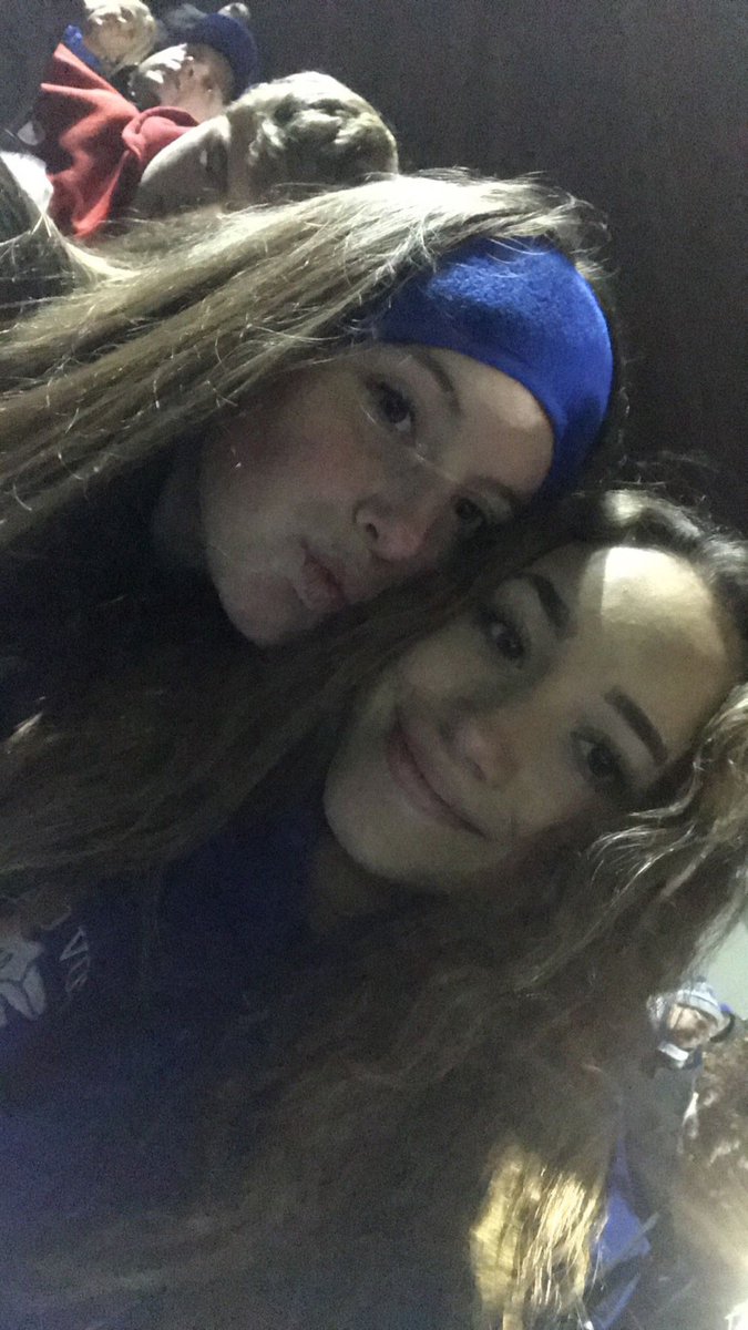catttmc's tweet photo. Happy birthday zae 🥰 Happy to call you one of my bffs ❤️ I love you #GWEGA https://t.co/VzG7DL6BHm