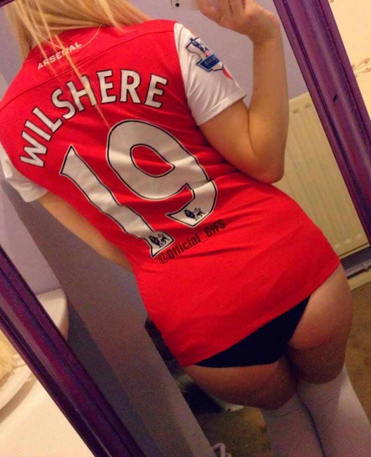 sexyfootygirls1's tweet photo. ⚽️ #sexyfootygirls ⚽️ #arsenal ⚽️ #arsenalfc ⚽️ #thearsenal ⚽️ #arsenalgirl ⚽️ #AFC ⚽️ #Gunners ⚽️ #Gooners ⚽️ #Goonergirl ⚽️ #wilshire19 ⚽️ #sexyselfie ⚽️ #panties ⚽️ #lingerie ⚽️ #ass ⚽️ @Official_GIFS ⚽️ #booty ⚽️ #bum ⚽️ #FOOTBALL ⚽️ #footballgirls ⚽️ #premierleague ⚽️ https://t.co/SEDZv4UU02