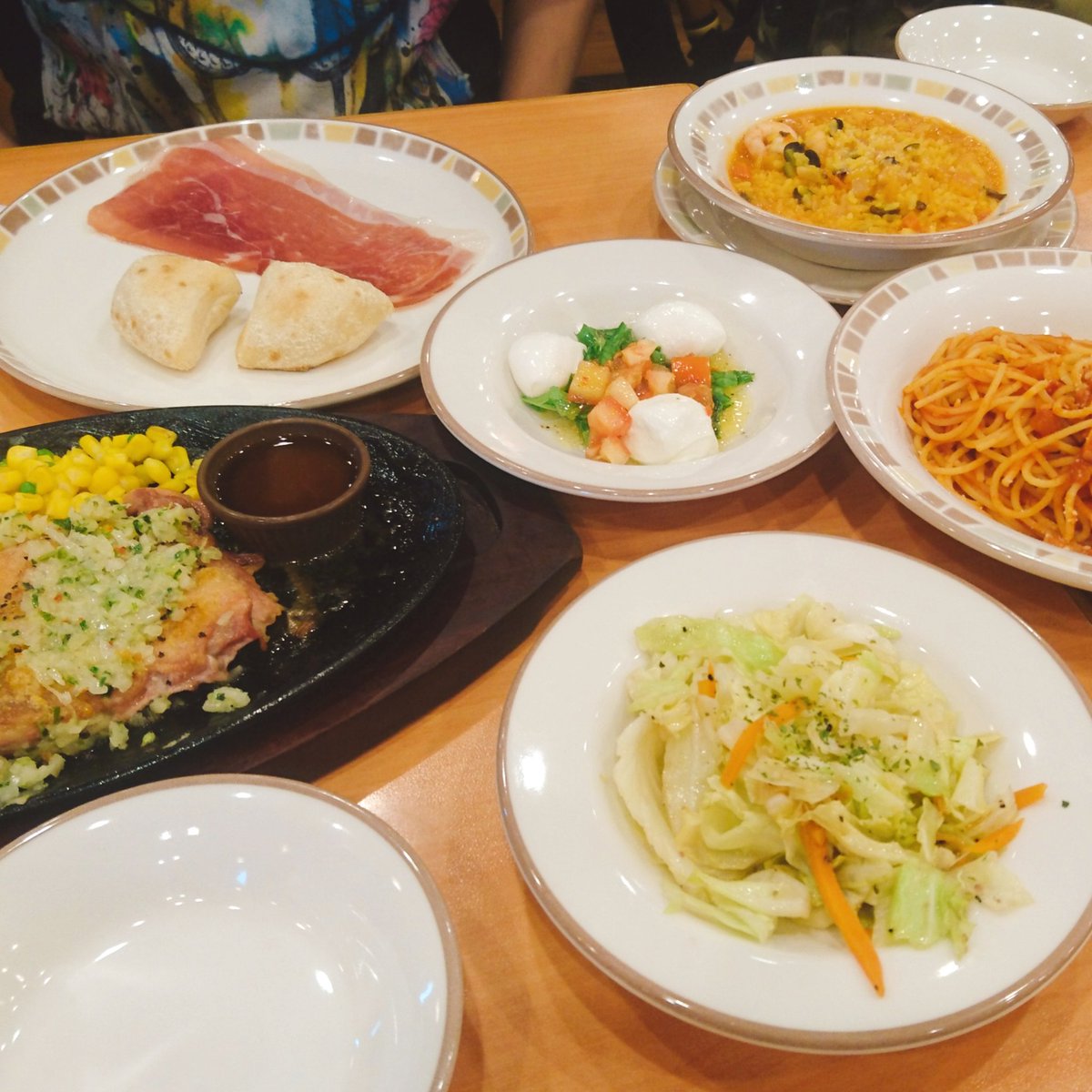 meetsタワレコとセルフコラボメニューでした
ロス!! 