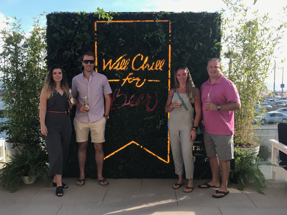 DavidPrescesky's tweet photo. Enjoying the ⁦@MichelobULTRA⁩ VIP Party in Huntington Beach CA with my Labatt Teammates as we celebrate our Incentive Win.  Great times with great people while working for ⁦@abinbev⁩ ⁦@LabattBreweries⁩ #livetheultralife https://t.co/SQ0qciul11