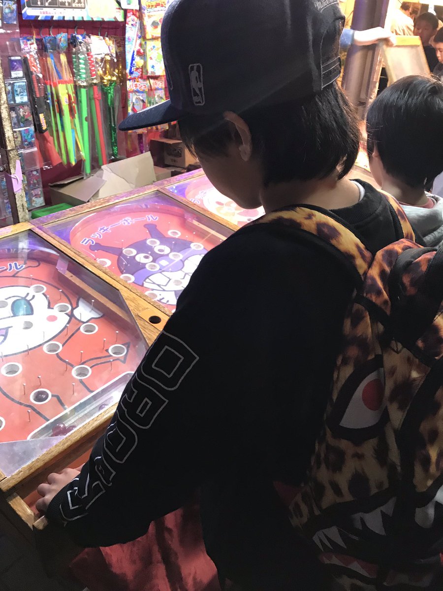 154Reo's tweet photo. 2018.10.30 のりこ宅でHalloween party🎃👻
10.31 家族でざうおに行き魚釣り🎣
11.1 毎年恒例酉の市 https://t.co/SFQic5tirV