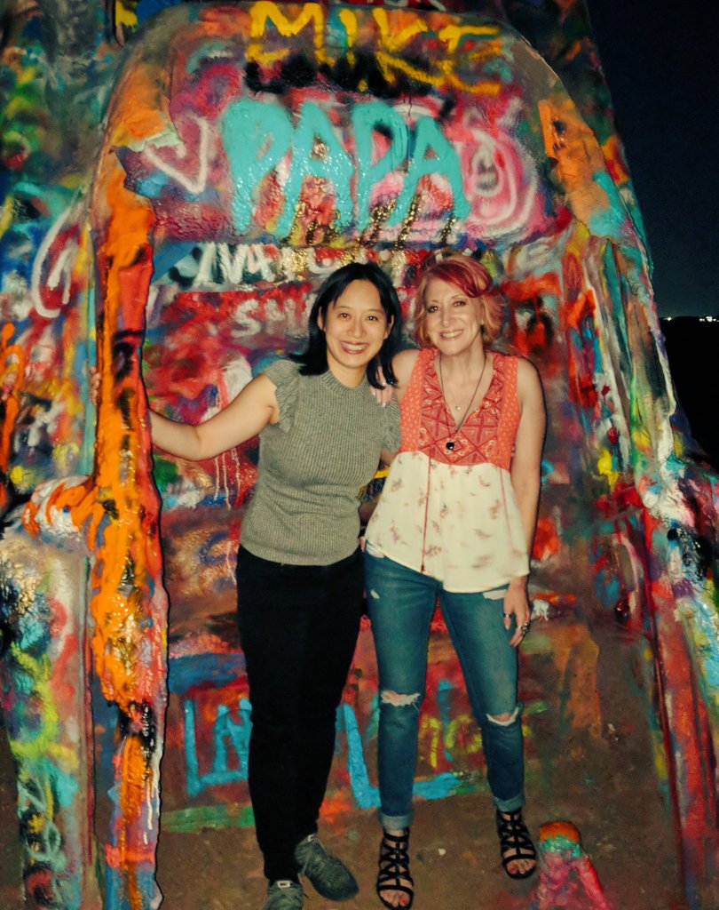 JessicaCalvello's tweet photo. I met the lovely @FondaJLee! #greenbonesaga #amacon #amacon2019 #cadillacranch https://t.co/iYklIfZdeM