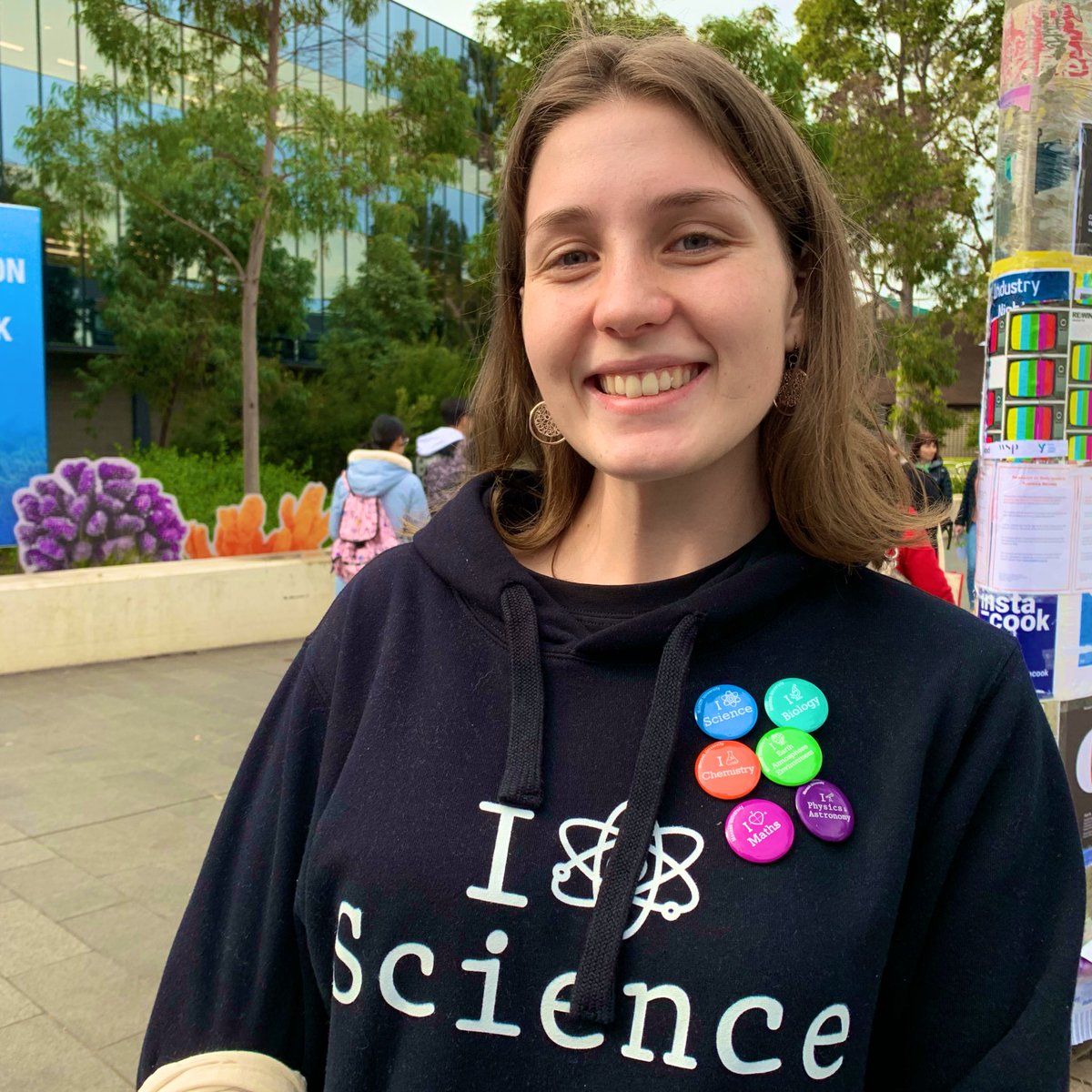 astronerdika's tweet photo. Cool science badges?! ๐ฎ
Gotta collect โem all! ๐
Make sure you talk to these awesome science faculty volunteers!
#MonashOpenDay #ChooseMonashScience @Monash_Science @MonashUni
๐งช๐งฌโ๏ธโจ๐ https://t.co/50VfgGgLeQ