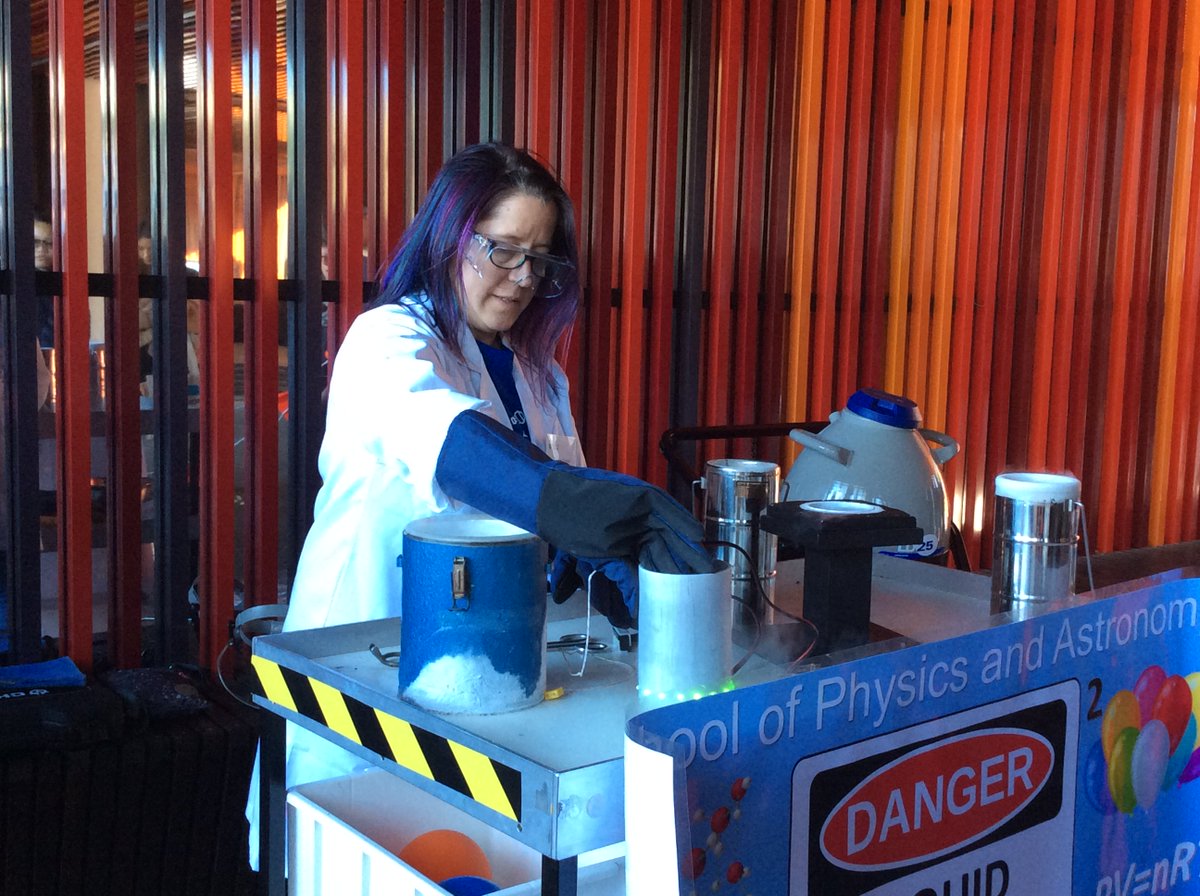 Monash_Science's tweet photo. Sit back and enjoy the show as our researchers experiment with Liquid Nitrogen! Last show is 3pm, 19 Rainforest Walk ๐จโ๐ฌ #ChooseMonashScience #MonashOpenDay https://t.co/uuzVFV5ran