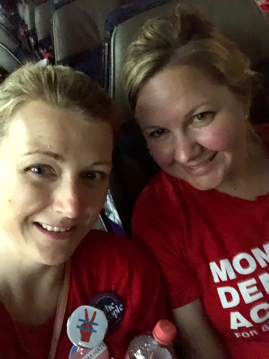 Kristin72713's tweet photo. On the way to the White House to raise some hell!  #expectus #notonemore #ditchmitch #ourhouse https://t.co/lSAlUmkJel