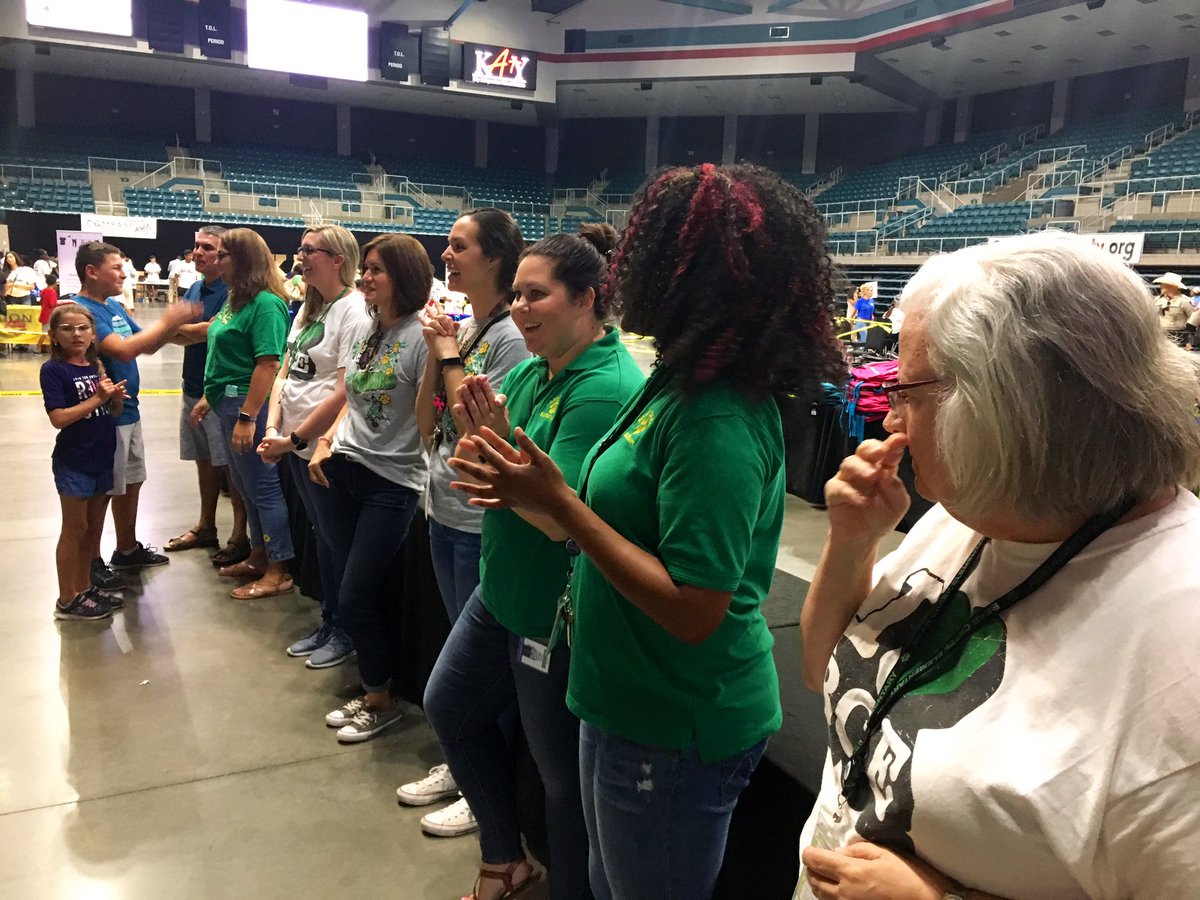 bcecougars's tweet photo. Thank you @CompassionKaty for another amazing #OperationBackpack for our precious @bcecougars families! Your generosity and volunteer service for all of our @katyisd title schools is truly appreciated! #OperationBacktoschool @KatyMagazine @katyisdpolice @vkwash https://t.co/vMpD7uNcge