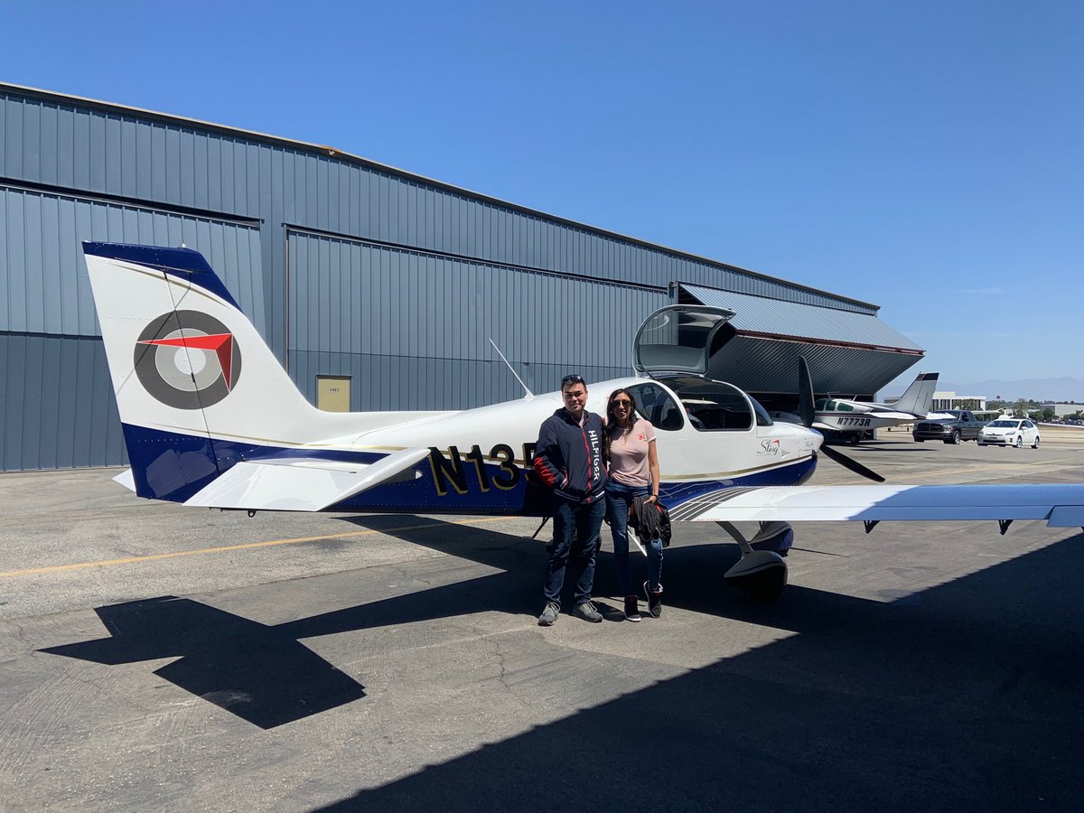 Pilot_Thania's tweet photo. Had an amazing time with my babs and some #flyingfriends #flying into #catalina #catalinaisland jn a #sling #slingtsi and having lunch
Benefits of being a #pilot and having #pilotfriends https://t.co/qh5a6dclV6