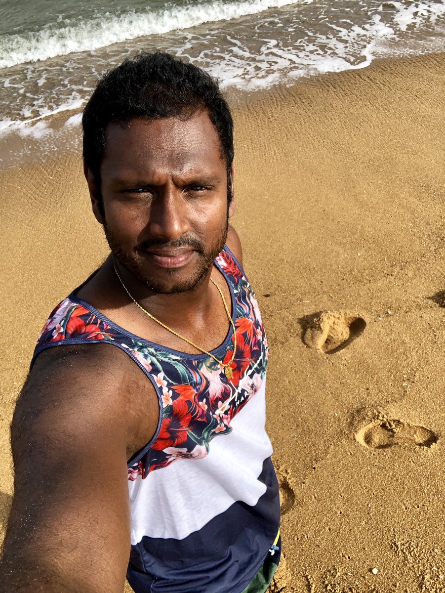 Angelo69Mathews's tweet photo. Can u find a better place than the beach to relax?🏝🏝#SundayFunday https://t.co/F3OFvUcjgM