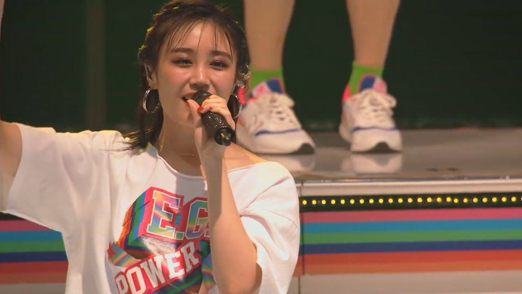 Farahkwon's tweet photo. you are my sunshine, my only sunshine, you make me happy, when skies are grey #egpower https://t.co/5FExfpcsRq