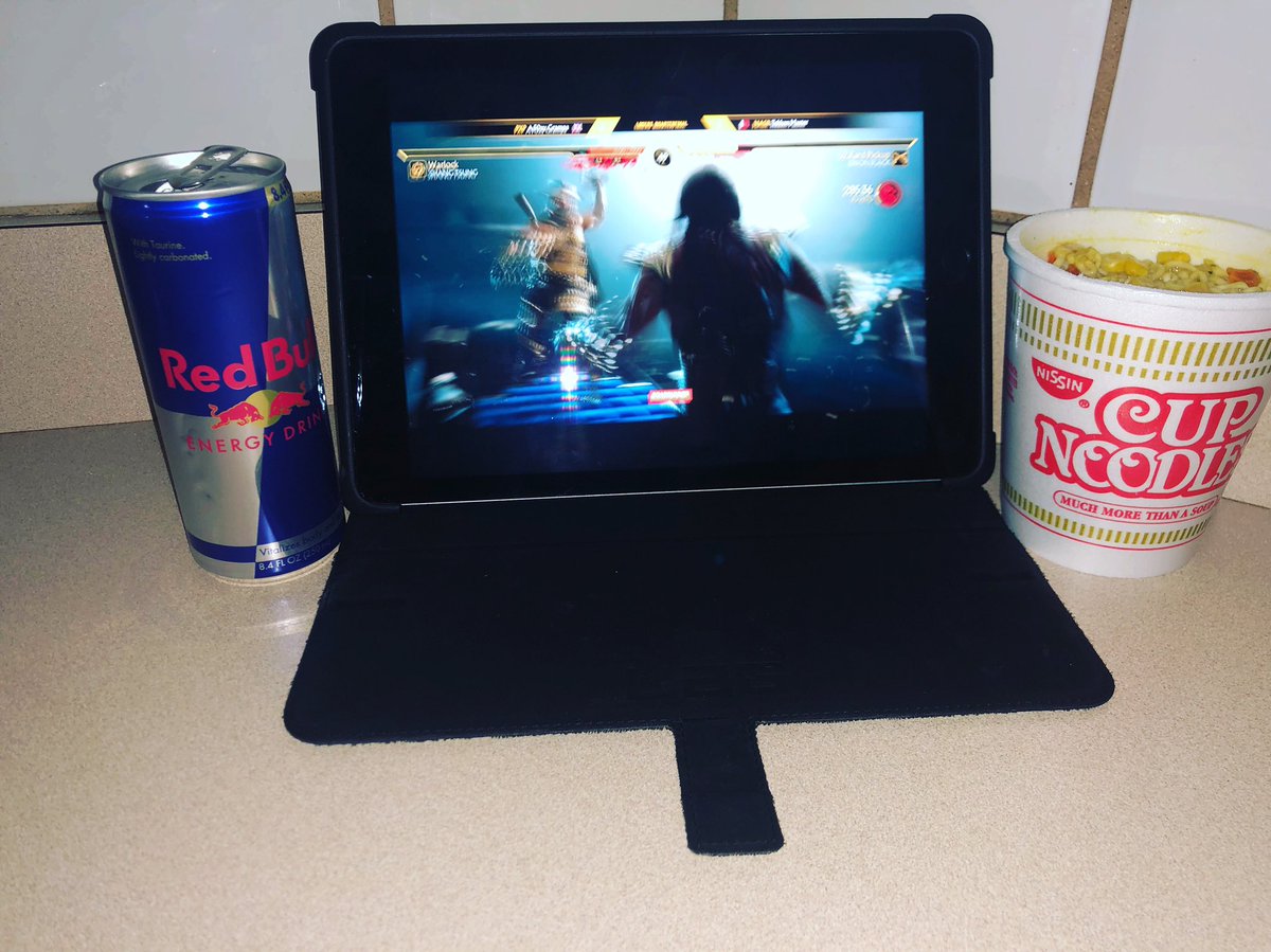 AkiUp_Gaming's tweet photo. How is everyone enjoying #EVO2019 
.
.
.
#prokompetition #evo #mortalkombat11 #mortalkombat #fightinggames #redbull #cupnoodles #playstation #ps4 https://t.co/GHvvIEgAFo