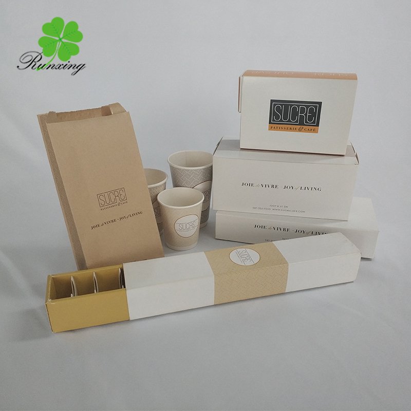 runxingprinting's tweet image. There is no end to our efforts of quality control. Our cake containers is highly recognized for defect-free. #cakecontainers #cookieboxeswithwindow #cheapcakeboxes
