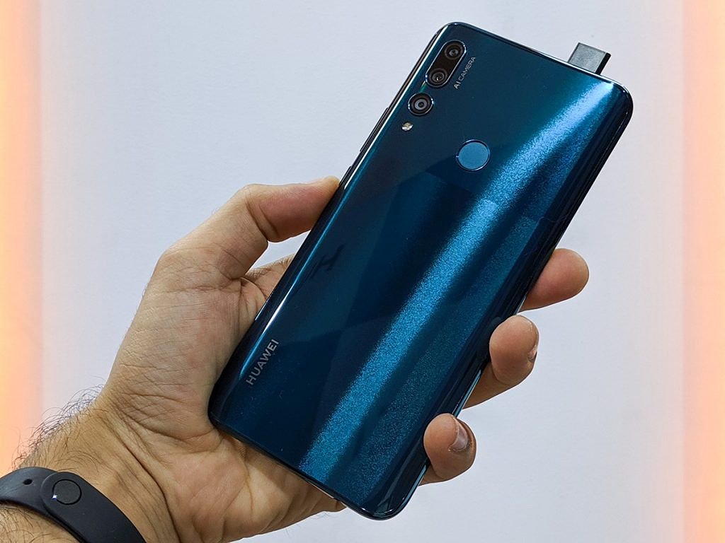 xdadevelopers's tweet photo. Huawei Y9 Prime Hands-on: Affordable Pop-Up Eye Candy https://t.co/oZSZVLLdQI https://t.co/SQaoWMlw4m