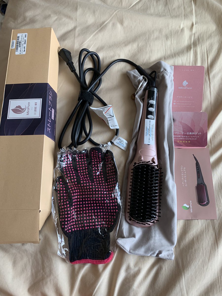 leochanobaba's tweet photo. 一昨日Amazonのタイムセールで欲しかったMiroPureのヘアーアイロンブラシを買って、昨日届いたけど、今日使ってみたら不器用な私でも使えるので買って良かった😊
これで広がりやウネリも時短でストレートにできる💕
#MiroPure
#ヘアーアイロンブラシ
#不器用でも使いこなせる
#セットに時短できる https://t.co/0I80oLKDud