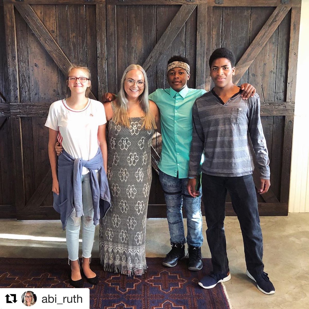 TMProject's tweet image. We love Tuesday nights and the group of mentors and mentees that continue to build positive and healthy relationships with one another. #TMProjectMentorMoment #MentorMoment #Mentor #TMProject #TMPOKC #TMP #TheMentoringProject