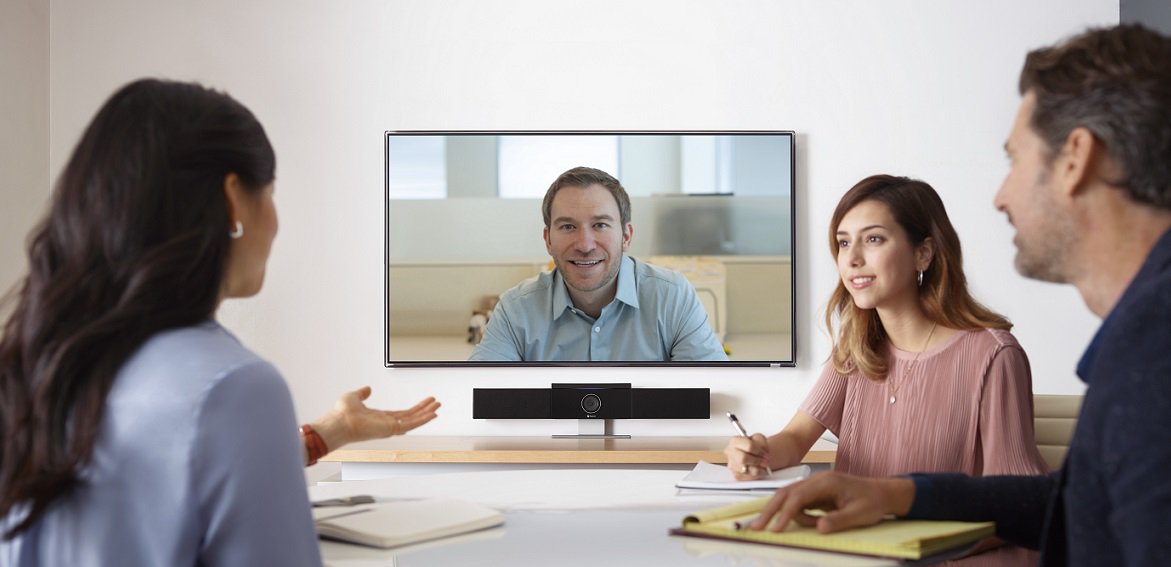 PolyCompanyAPAC's tweet photo. Fancy turning your #huddleroom into a business class #conference room? Look no further with #PolycomStudio. This USB Video bar provides room-filling sound and pinpoint accurate microphones, making modern video #conferencing more effective. Experience it at #ONEIngram Poly booth. https://t.co/Rd9GlDdsk8