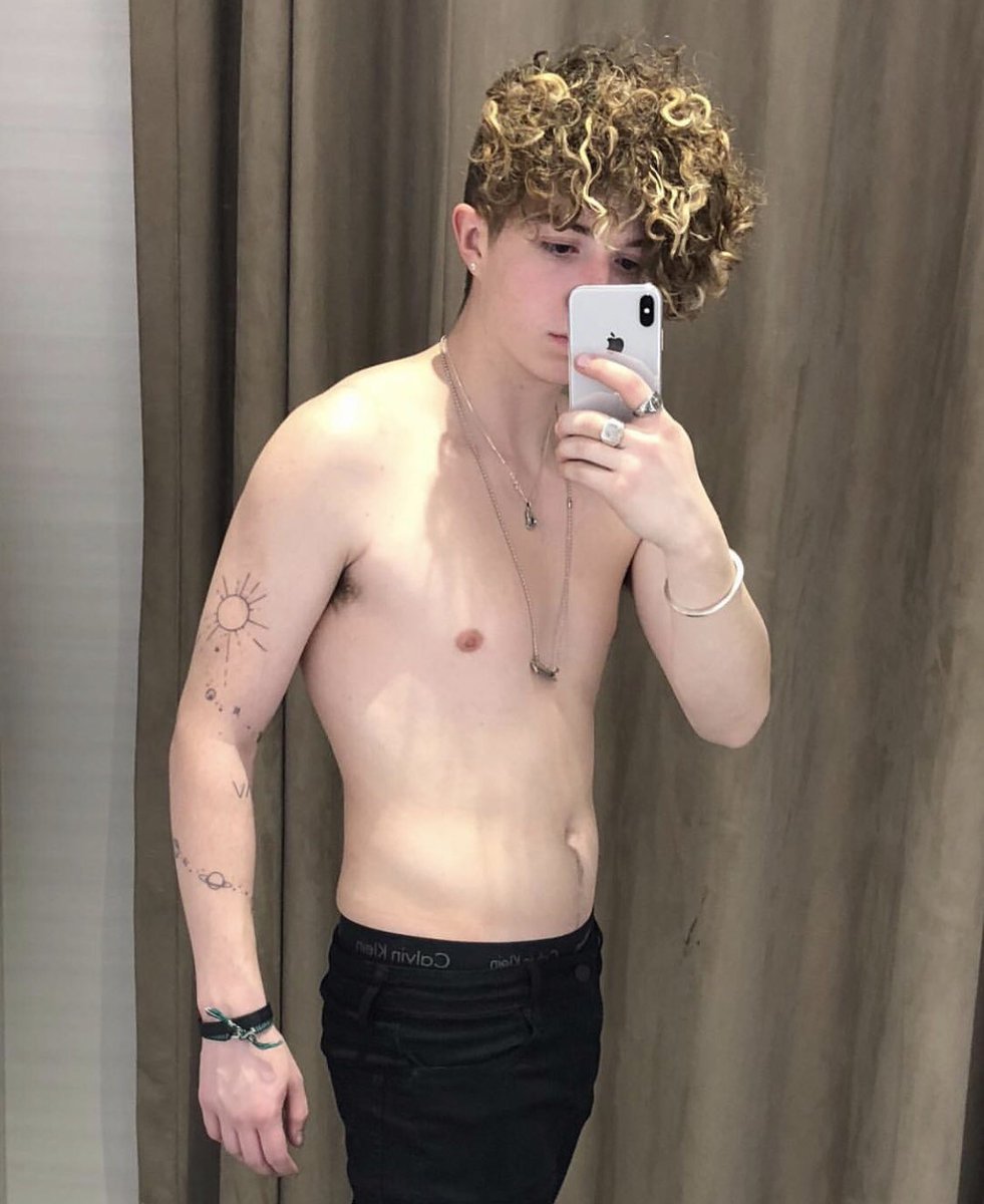 whydontwe00's tweet photo. MAD respect bro https://t.co/ZY4pMNMgGt
