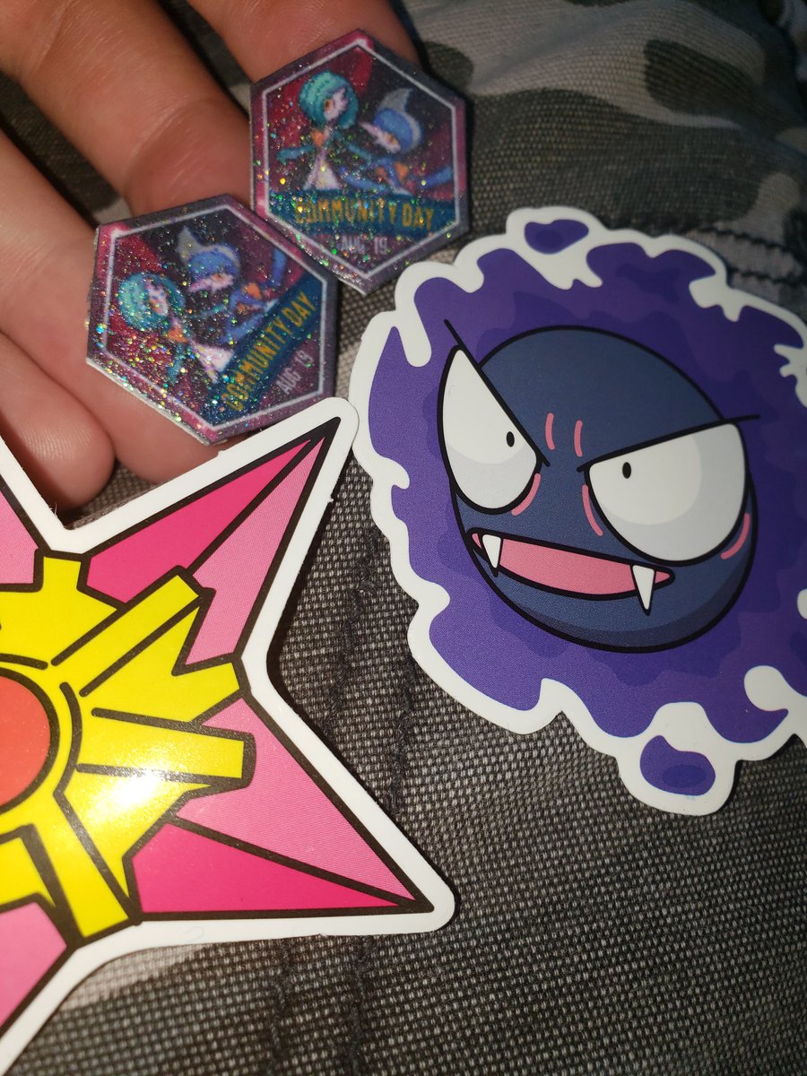 shadowgrapess's tweet image. Yay #CommunityDay 
Got 13 shinies. #RaltsCommunityDay