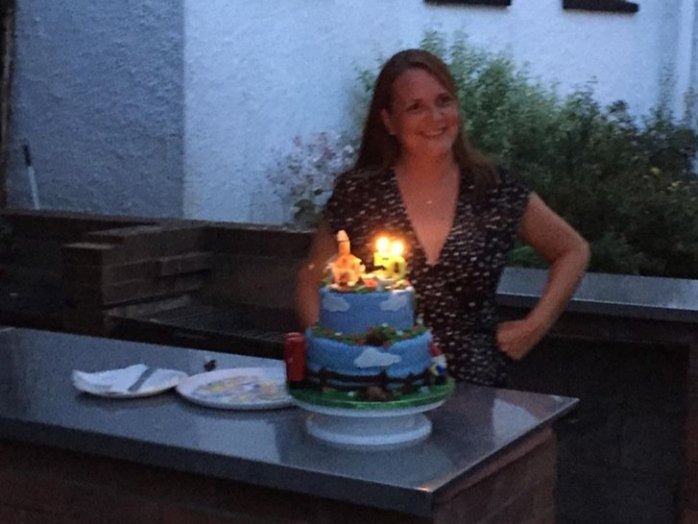 LemursRock's tweet photo. How many national series caches can you spot on my birthday cake? Wonderful creation by my sister @Annikin60 and yes, it tasted fab too 🎂@GoGeocaching @TheLECCachers @ukcachemag @LiveGeocaching @GeocachingTweet @thepodcacheshow @NE_Geocaching #geocake #50thbirthday https://t.co/sTfbEWowlK