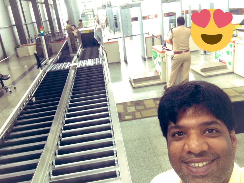 ashwingbenjamin's tweet photo. So cool to be the only person at security.. Check-in and security completed in under 2 minutes.. Kudos  @RGIAHyd @GMR_Group 
#rgia #rgiahyd #gmrgroup https://t.co/CSA6j4Cy30