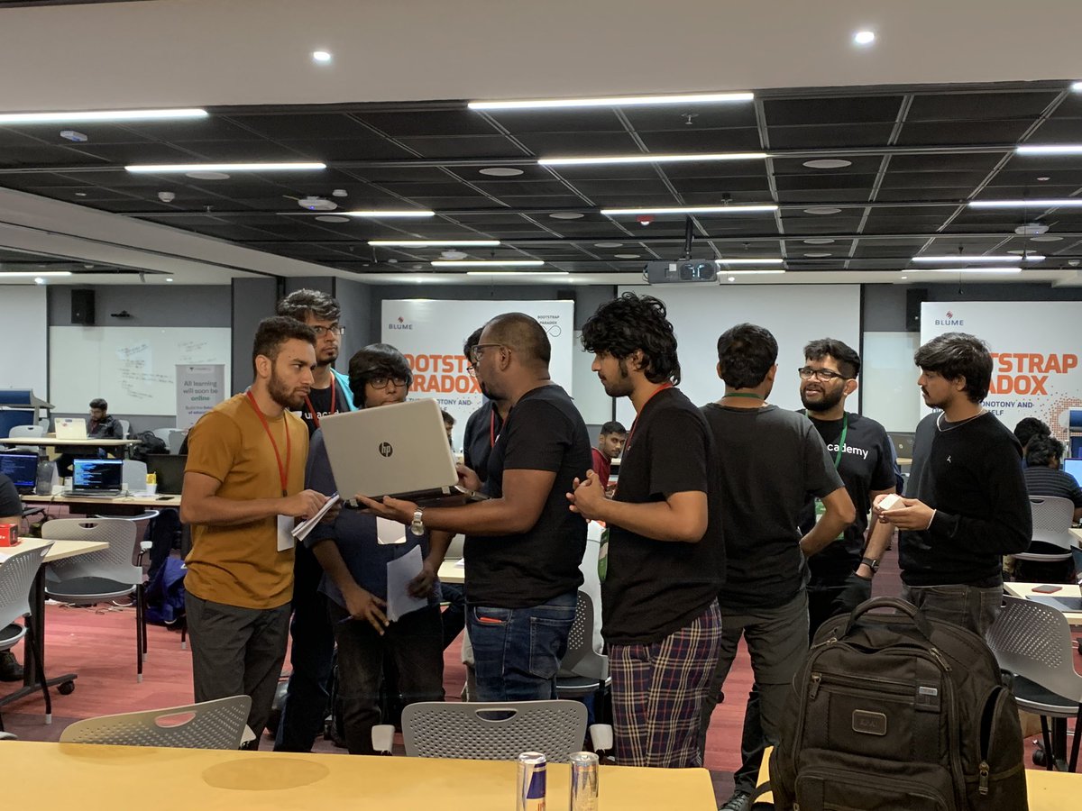 BlumeVentures's tweet photo. Judging is ON! #BootstrapParadox hackathon 
#outcodeyourself https://t.co/c4le7Wzivm