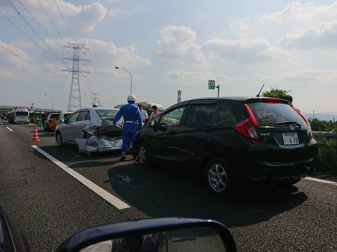 事故 関越道 上り 高坂sa付近で7台の玉突き事故 現地の画像まとめ 渋滞 まとめダネ 事故 関越道 上り 高坂sa付近で7台の玉突き事故 現地の画像まとめ 渋滞 まとめダネ