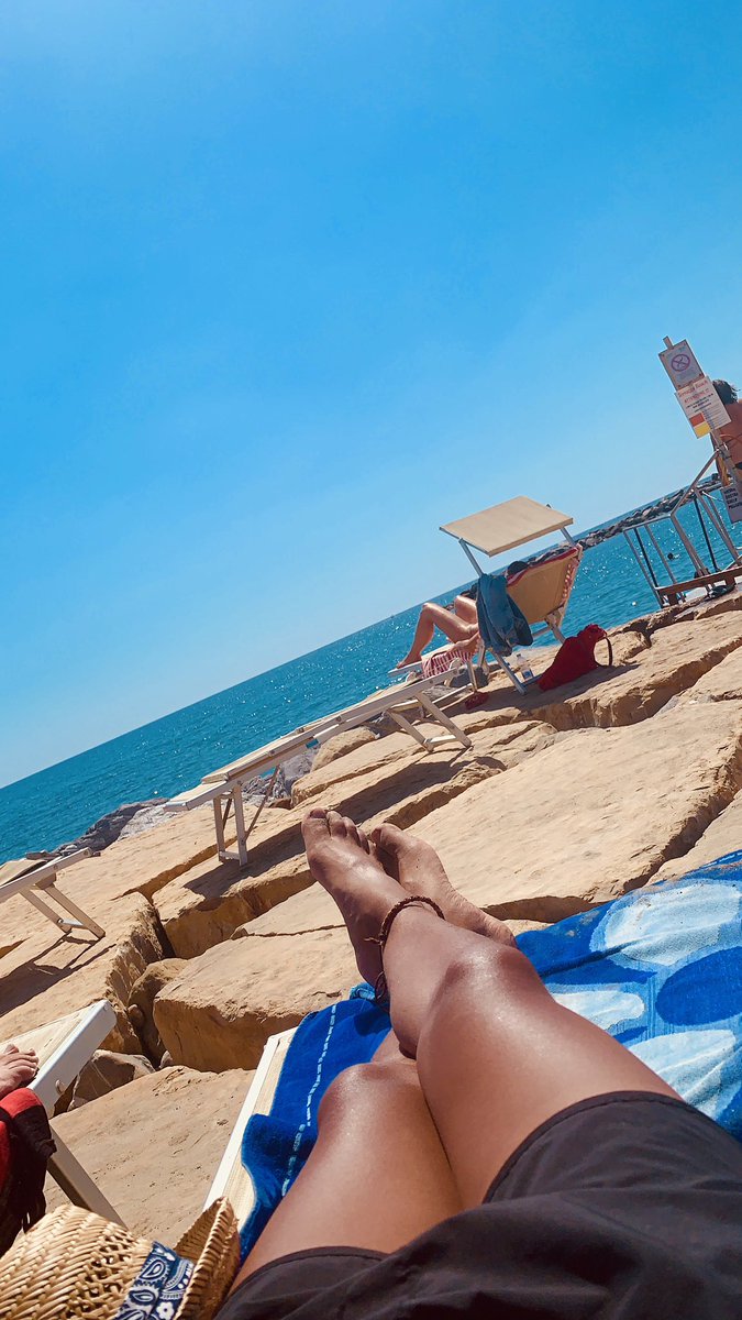 ivansebastianc's tweet photo. Buongiorno Sanremo! #3AGOSTO https://t.co/2s2IkEf6eo