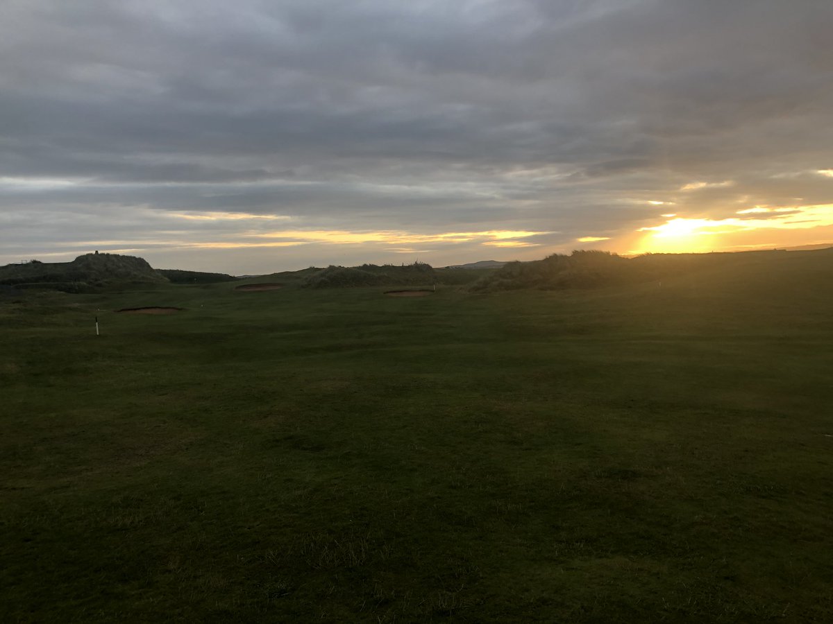 spanishpointgc's tweet photo. Looking forward to a great day 🏌🏼☘️👍 Course is in immaculate condition .. Well Done Dinny Gallery and team for a great job.#Capts Prize https://t.co/IfhCebDUah