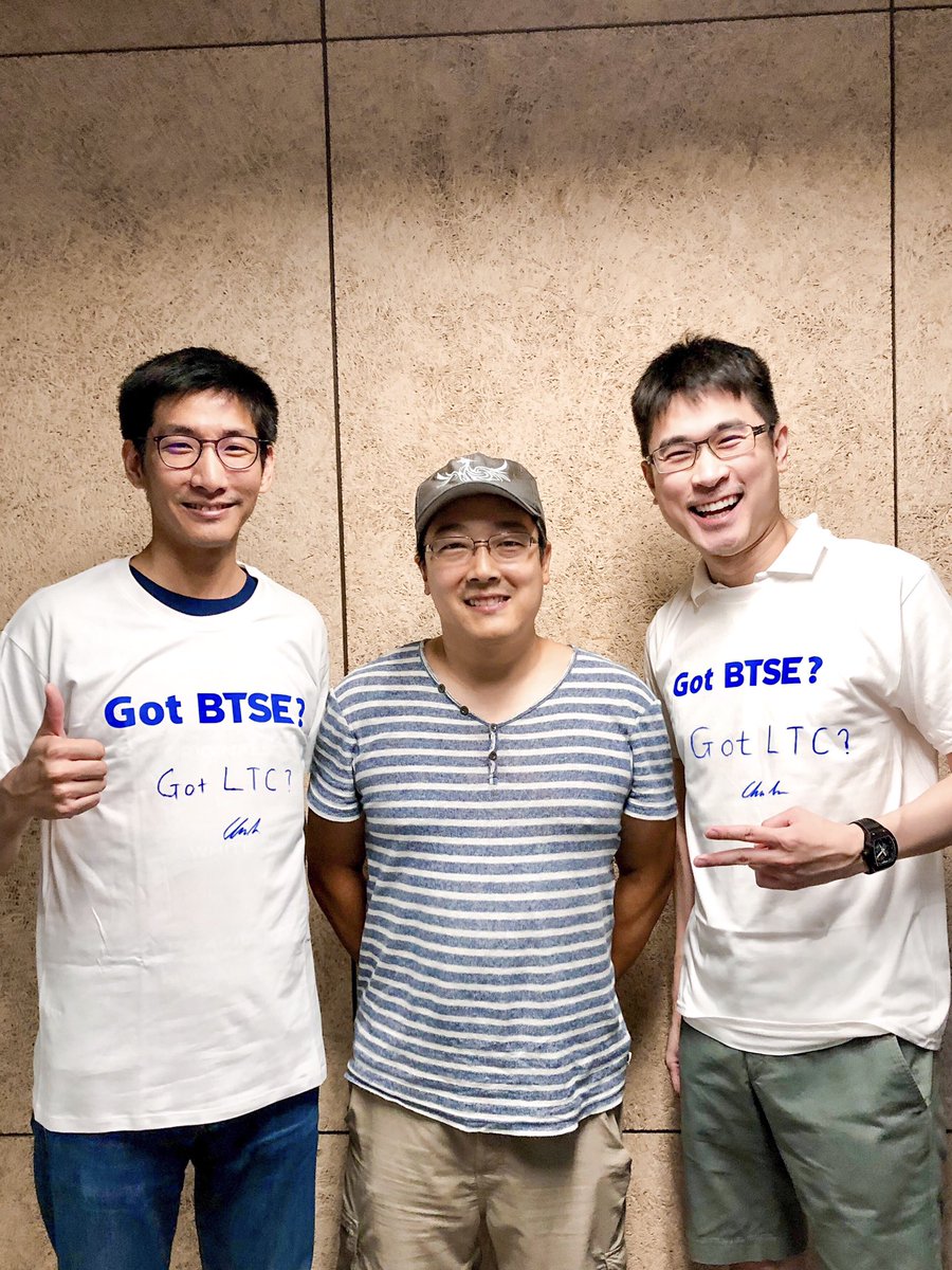 BTSE_Official's tweet photo. Hey #LitecoinFam! To celebrate the launch of @litecoin futures on https://t.co/i2dlCKKZHj, this week you can win:

🎁 7 (!) $LTC
+
👕 1 t-shirt signed by the man himself, @SatoshiLite

👉retweet
👉follow @BTSEcom 

We’ll announce the 3 winners on August 12th 🥳

#ignitetheFireLTC https://t.co/Fdy1RklOmX
