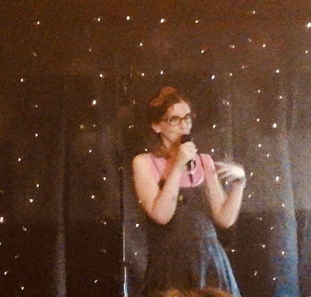 comedyloulou's tweet photo. Last nights gig @edfringe @kil_der_kin #edinburghfringe2019 #edinburgh #canongate #kilderkin #workingclassprogresswithbackenders #saralouiseaston #comedienne https://t.co/VS385phIt1
