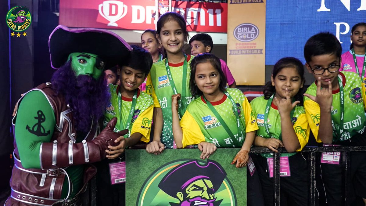 PatnaPirates's tweet photo. कल के दिन हमें फैंस का बहुत प्यार मिला, उम्मीद है आज भी उतना ही मिलेगा और मैच का नतीजा भी हमारे पक्ष में रहेगा। 💚
#PATvJAI #PirateHamla https://t.co/xsgsP9g4Bg