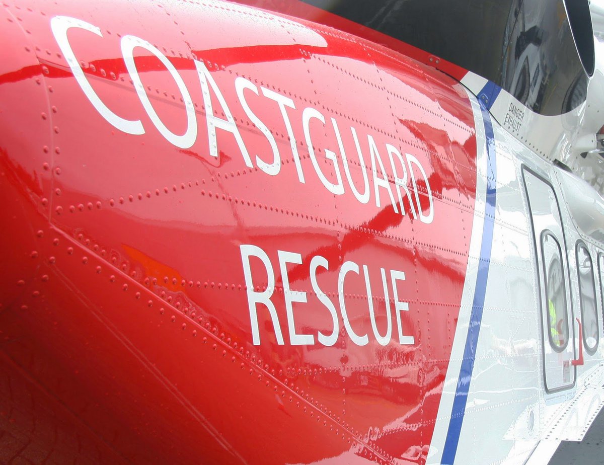 15 crew winched off fishing vessel that went aground in South Skerries, Shetland in the early hours of this morning. All crew uninjured. #HMCoastguard #allsafe
hmcoastguard.blogspot.com/#!/2019/08/15-…