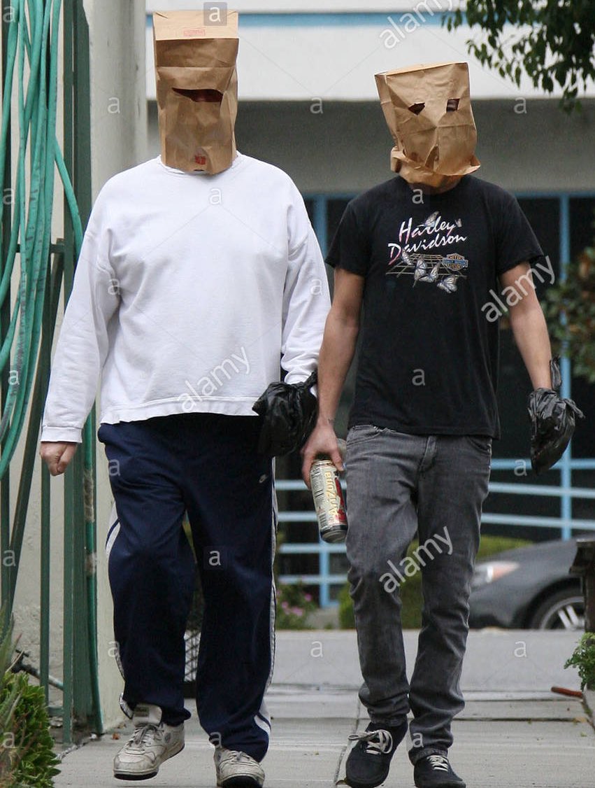 imjdtomasson's tweet photo. Would you believe it?! Elliott Bennett and myself just got papped on our way to pick up the Sunday papers and a tube of rolos. #pressintrusion https://t.co/L0Kzc5H5CM