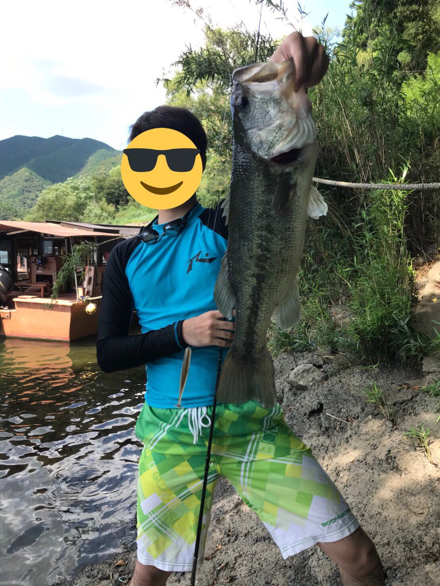 ApW7eg's tweet photo. 釣れすぎ🐟
MAX55.5の自己新記録を達成し、本数も40アップ3匹釣れて満足🐟
友達に感謝🐟 https://t.co/dFxnMVhwmb