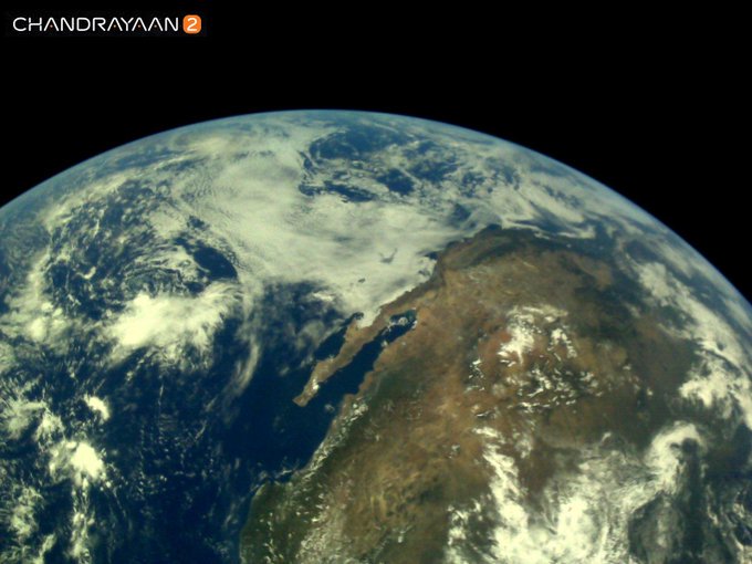htTweets's tweet photo. ISRO (@isro) shares first set of beautiful images of the Earth captured by #Chandrayaan2 https://t.co/VBK3OLFfm5