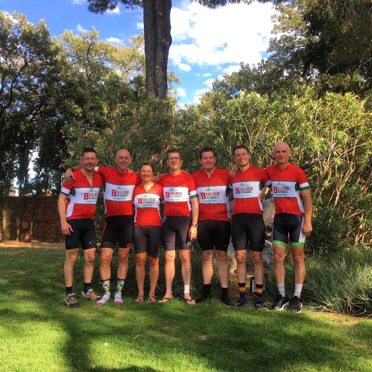 BikeBasque's tweet image. Still very nice to finish another great Raid Pyrenees, congrats to all the guests and thanks for this week.
Still 1 Raid Pyrenees to come this year, (3rd - 10 Sept) and we offer you a 10% discount for thise one, feel free to DM if any interest.