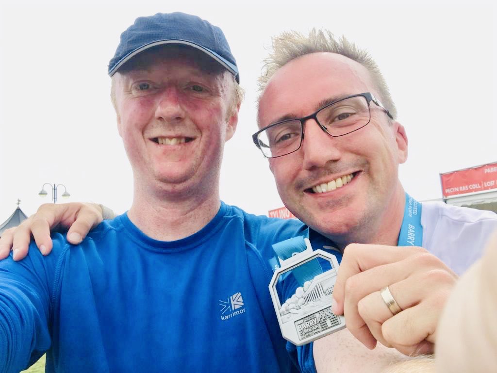 GreatSociety64's tweet photo. #BarryIsland10k 🏖 🌴 
Official chip time: 49:27 ~ almost 20 minutes shaved off last year’s effort! 👏 course still hilly as mind! #running #justdoit #nike #cdfrunners #weruncardiff https://t.co/opMMXHpZGJ