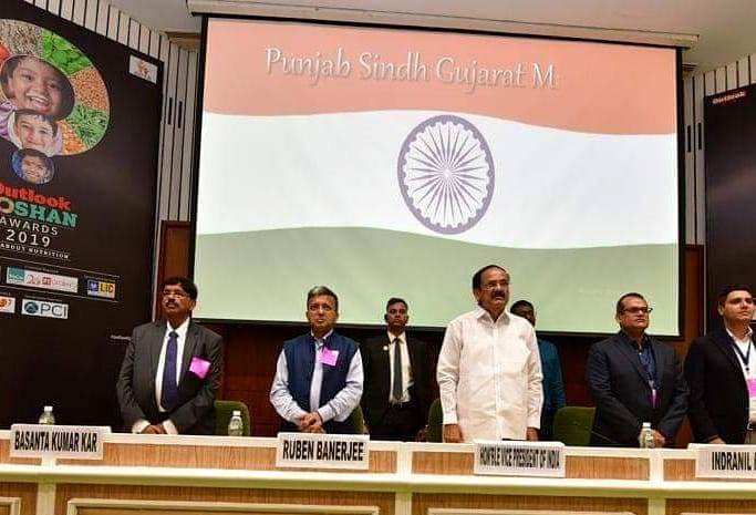 Pradeep25687's tweet photo. Honorable Vice President of India Shri Venkaiah Naidu Sir in Outlook Poshan Awards 2019 at Vigyan Bhawan, New Delhi 
#LetsTalkNutrition #OutlookPoshan #sdg #sdg2 #nutrition #india #capacitybuilding #awareness #Outlook 
@basantak @Rubenbanerjee @Outlookindia @MVenkaiahNaidu https://t.co/1eh1eUOiCA