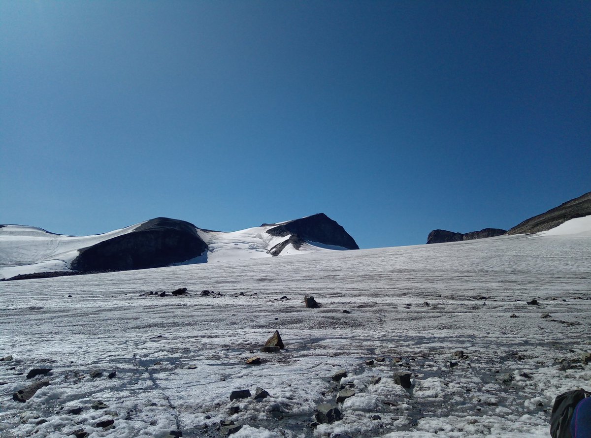 PaaTur's tweet image. @PaaTur #galdhøpiggen fra #juvasshytta #sol #brevandring