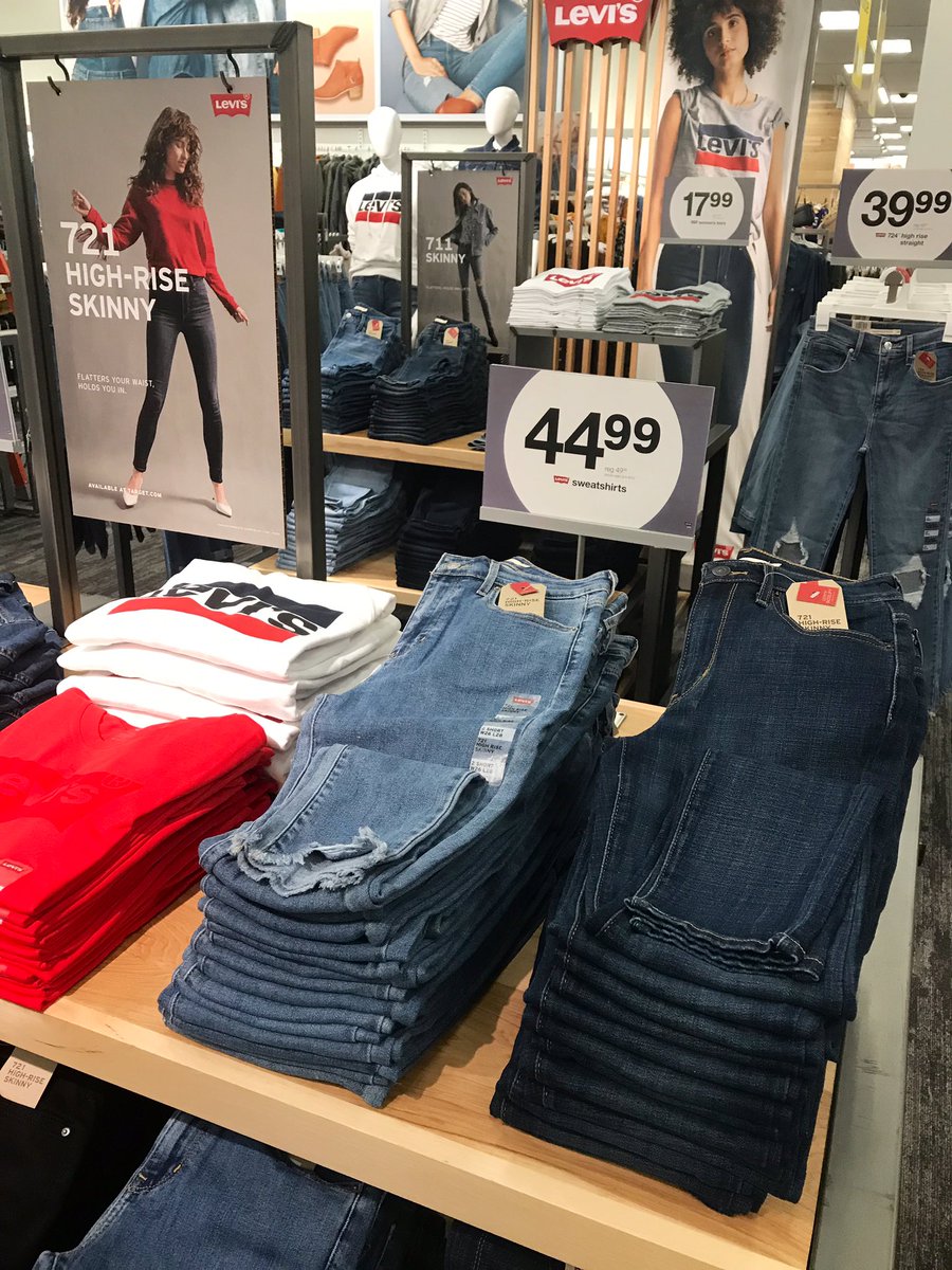 Women’s LEVI’S have arrived at #t1375!!!👖
 #levis #targetstyle #flagship #denim #visualmerchandising @JWG_VMTL <a href="/MurrayWWilliams/">Murray</a> <a href="/JenieBrisson/">Jenie Brisson</a> <a href="/Adam_Reiter/">Arbitrum Now</a> @ColonJosian
