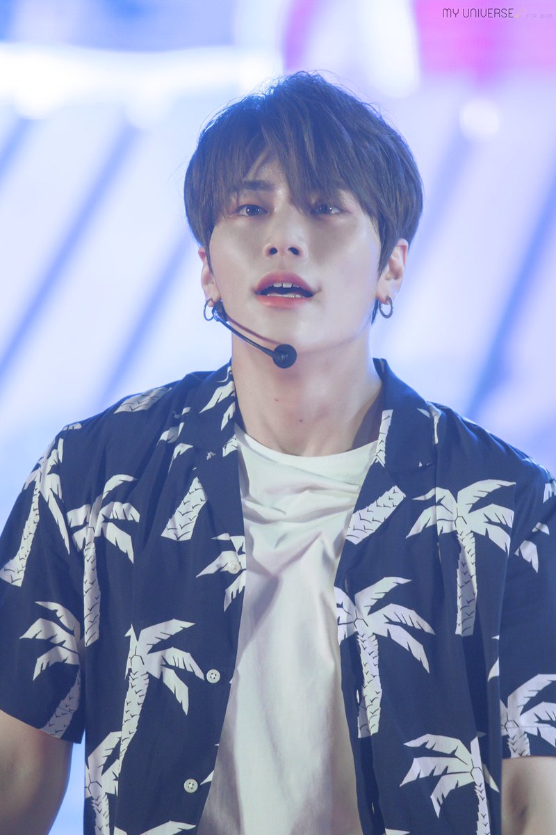 MYUNIVERSE_1030's tweet photo. 190803 봉화 상균
5959😘
#상균 #김상균 #JBJ95 #KIMSANGGYUN #SANGGYUN #サンギュン #SPARK https://t.co/aVY4Vr2YGU