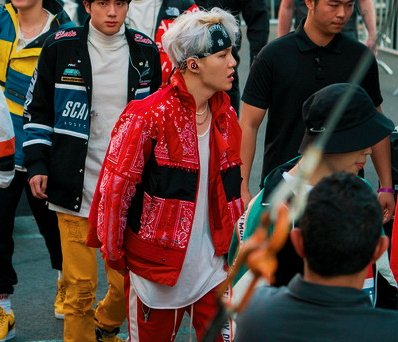 hhollopp's tweet photo. + 추가 제보 https://t.co/Wk2eUo7keX