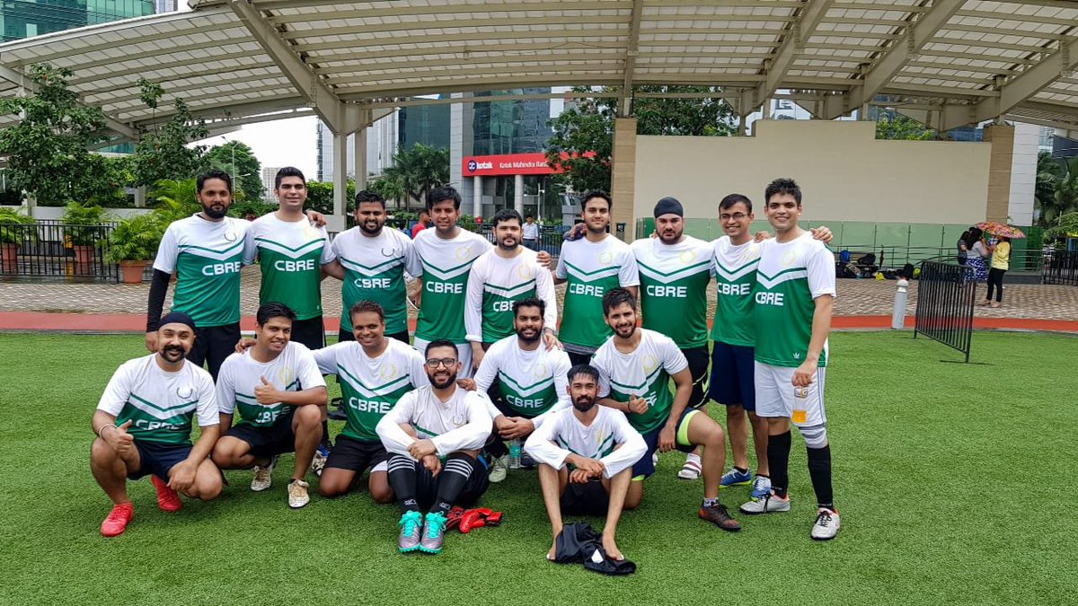 CBRE_India's tweet photo. Glimpses of the last two matches of #CBREMumbai football team.

Congratulations to the team for their wins and exemplary performance! 

#Brookfieldtournament #SpacesfootballCup https://t.co/aIjFWeNSzG