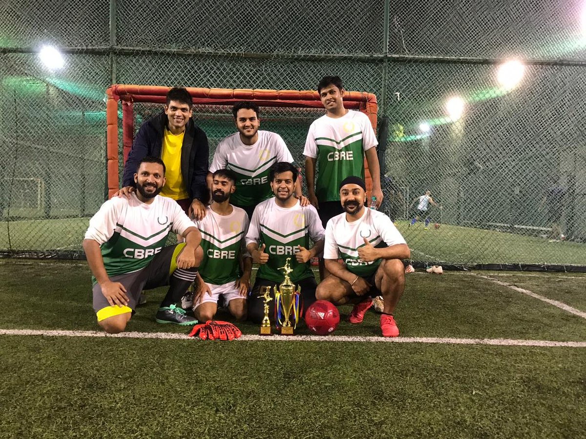 CBRE_India's tweet photo. Glimpses of the last two matches of #CBREMumbai football team.

Congratulations to the team for their wins and exemplary performance! 

#Brookfieldtournament #SpacesfootballCup https://t.co/aIjFWeNSzG