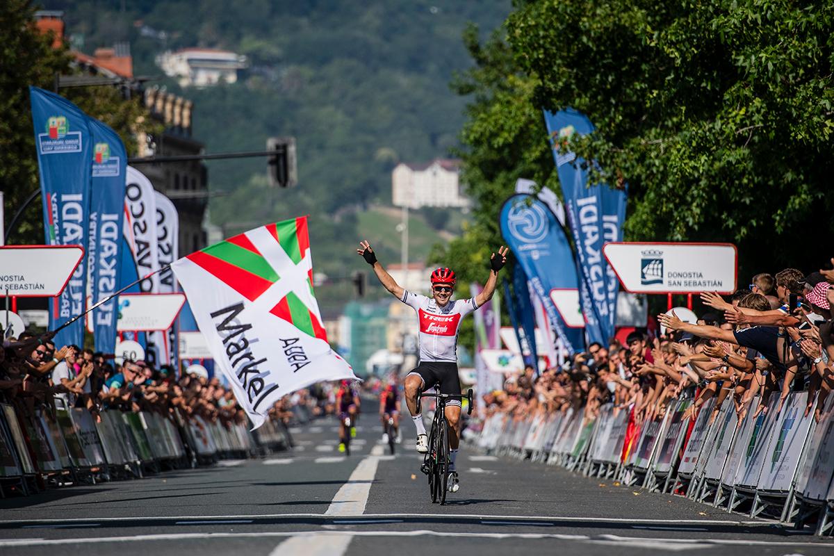 Markelirizar's tweet photo. Mila esker Donostia!! Mila esker zaleak!!!! Ahaztezina!!!!!! https://t.co/YjMQPtwox1