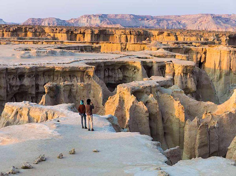 Visitingpersia's tweet photo. Astonishingly beautiful, mysterious Stars Valley.
Read at https://t.co/s4RwSMBOIT
#valleyofstars #Qeshm #travel #QeshmIsland #Starsvalley #traveltoIran #tourtoIran #Qeshm_Island #nature #Iran #middleeast #Canyon #mustseeIran #gheshm #geopark https://t.co/OEfJa5B12Z