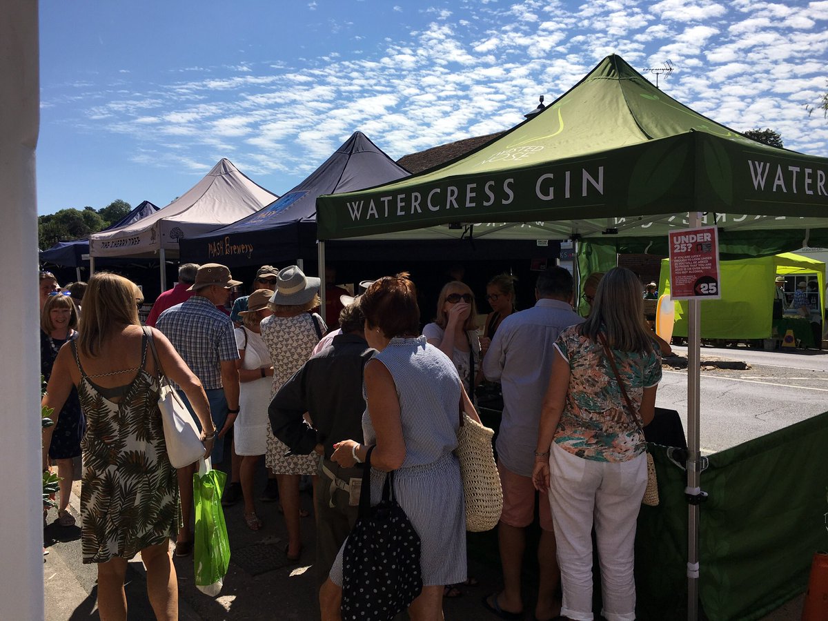 WinchDistillery's tweet photo. Join us today in beautiful #Stockbridge for @trout_n_about food, drink and craft festival from 10am - 4pm ☀️
We’re also in #Romsey and #Petersfield today for @HantsFarmersMkt 
#Hampshire #visithampshire #gin #twistednosegin #watercressgin #winchestergin #hampshiregin https://t.co/sqs8RTOOM5