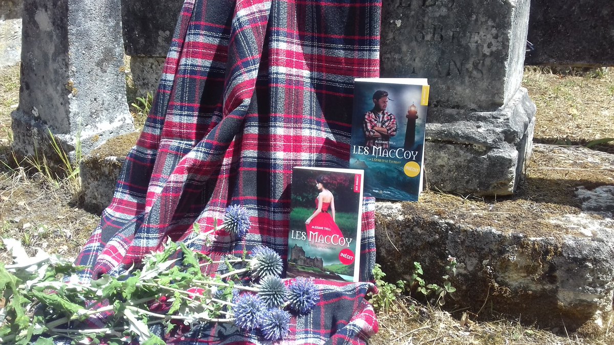 Nous sommes complètement sous le charme de cette série "Les MacCoy" d'<a href="/AlexianeThill/">Alexiane Thill</a> parue chez <a href="/PocheNewRomance/">PocheHugoNewRomance</a> . On a hâte de découvrir la suite de notre chardon préféré. Si vous ne connaissez pas encore ces écossais, foncez !!! Riamh, m'eudail ❤️
<a href="/_Fyctia_/">Fyctia</a> <a href="/HugoNewRomance/">Hugo New Romance</a>