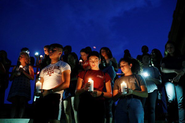 AzerbaijanMFA's tweet photo. We are deeply saddened by horrific news on #ElPaso shooting in Texas and shooting incident in #Dayton, Ohio  🇺🇸 killing many innocent people &amp; injuring dozens . We express our condolences to the families of the victims and wish speedy recovery to the injured. #EndGunViolance https://t.co/NV5i5Ql2cM